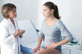 发生霉菌性阴道炎，注意这3点症状，医生告知：治疗做到这5点图片