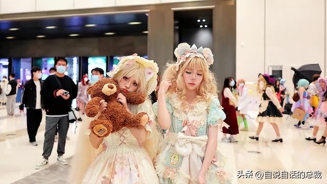 熊猫：真实存在的上古恐惧，为什么只有人类觉得大熊猫很可爱？