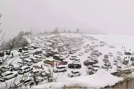 大雪封山，近2000人滞留景区！亲历者称感到后怕【三分钟法治新闻全知道】图片