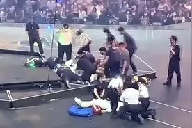 演唱会中，大屏幕掉落砸中两名舞者！香港特首李家超：震惊，全面调查图片