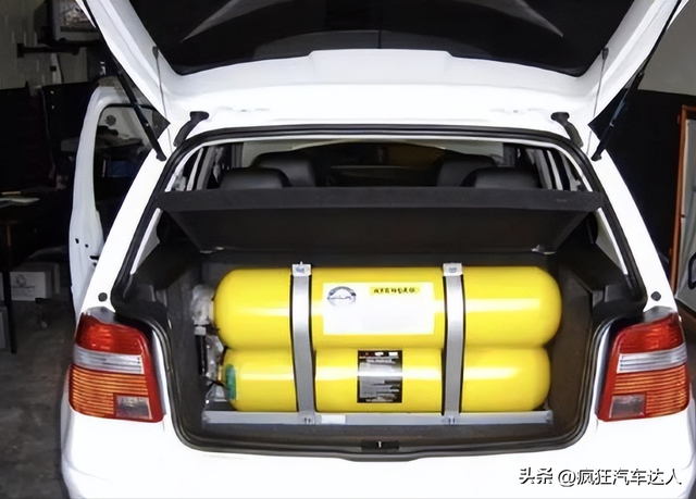 如果把汽车油改成气，发动机会产生影响吗？如果有会多大呢？