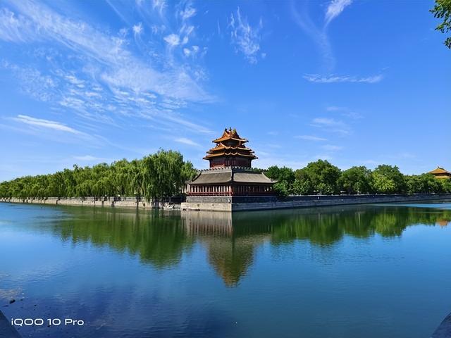 摄影小白也能做到质感大片随手拍!一部iQOO 10 Pro教你玩转摄影