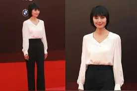 影后都爱白衬衫礼服？巩俐穿得轻松随意，章子怡端正精致又贵气图片