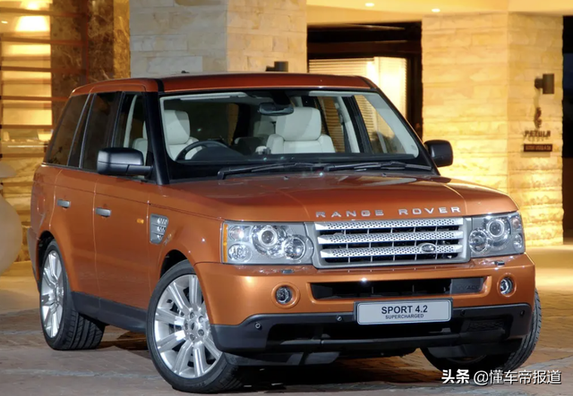 新车｜百万级SUV还能怎样平衡动感和舒适？试驾全新揽胜运动版