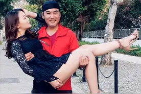 焦恩俊对侄女公主抱，自我调侃是新“恋情”？感慨想给孩子当伴郎图片