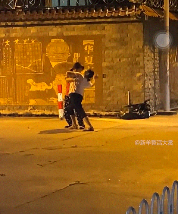 鸡皮疙瘩和眼泪