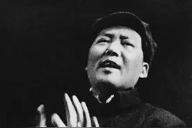 土城之战，彭德怀亲自指挥打炮，可惜只有1门山炮，3发炮弹图片