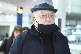 突发大瓜！老戏骨王刚深夜清空账号，更改网名，网友猜测已“润”图片