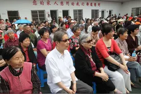 养老金对高龄老人倾斜，多少岁算老人，多少岁算高龄老人？图片