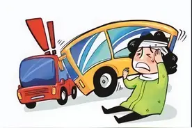 两车先后轧人，责任如何区分？图片