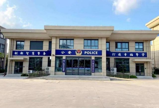 24岁男子约45岁大妈开房，偷拍整个过程，大妈：一辈子没脸见人了