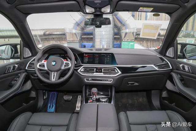 V8双涡轮大宝马SUV，原装进口带4驱，轻松超跑车，带你看宝马X5 M