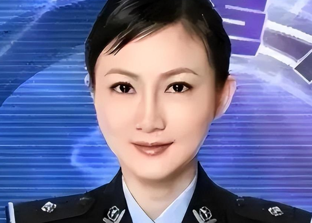 “头号警花”王菲：是86名高官的公用情妇，包中携带大量安全套