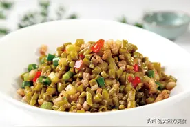 酸豆角要怎么炒才能酸味浓厚利口，咸味适中，酒店做法，一看就会图片