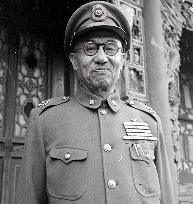 晋绥军"十三太保"了局怎样:老大被阎锡山枪决,傅作义自主流派