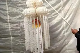 “引魂旗”和“引魂幡”，丧事意义一样吗？图片