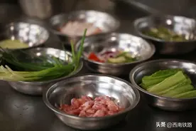 上菜图片