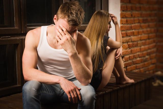 一开始就没有爱情的婚姻该不该继续,#没有感情的婚姻要继续吗 - 冷求