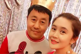 赵本山徒弟再惹事端，长贵不让保姆上桌吃饭引争议，称自己没义务图片