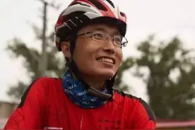 2019年高考结束后，这位班主任带11名学生骑行1800公里，备受争议图片