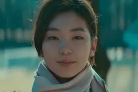 还是韩国够狠，真实揭露上流社会肮脏交易，金钱背后尽显人性丑陋图片