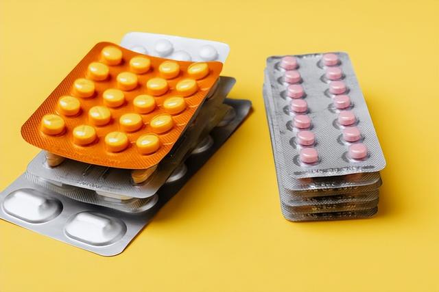 为了怀孕，我竟选择吃避孕药？给你4种常见避孕药的使用指南