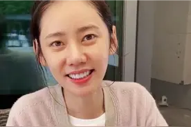 秋瓷炫早起为老公做饭显憔悴！于晓光晒打高尔夫玩乐，评论区沦陷图片