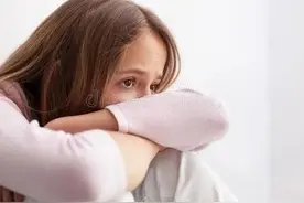 对看不起你的人，不必深究、难过，最好的处理方法是这一种图片