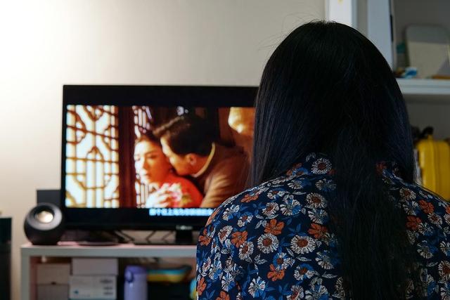 福建一35岁男子和丈母娘上床，干柴烈火一夜后直呼：比妻子好多了