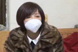 富婆欠亿元赌债被赶出家门，蜗居出租屋后悔不已，丈夫：咎由自取图片