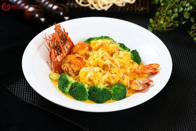 金汤五谷煮花胶柳 金汤五谷杂粮烩花胶