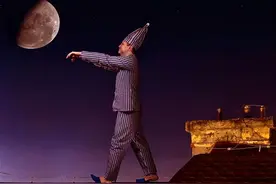 你梦游过吗？是睁着眼睛还是闭着？图片