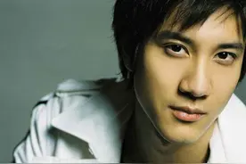 王力宏离婚了，我有点同情李靓蕾，嫁个完美的男人好辛苦图片