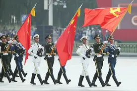 建国至今都经历了哪11次大裁军？从最高峰627万人，缩减至200万人图片