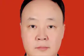 许兴国已任成都市政府党组成员图片