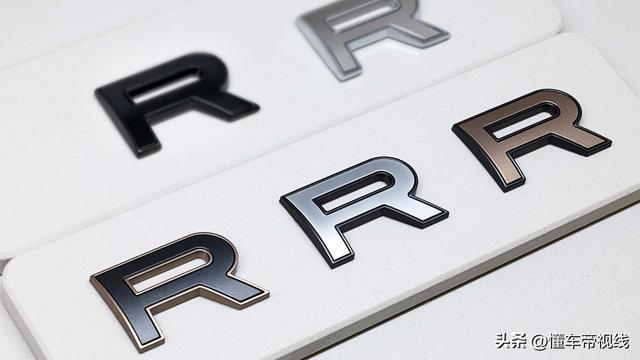 新车｜海外约77万起售，4.4T发动机动力提升，2024款路虎揽胜曝光