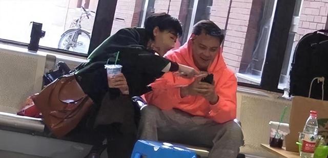 “一尿成名”任素汐：上半身是平凡，下半身是贪婪，又丑又火辣！