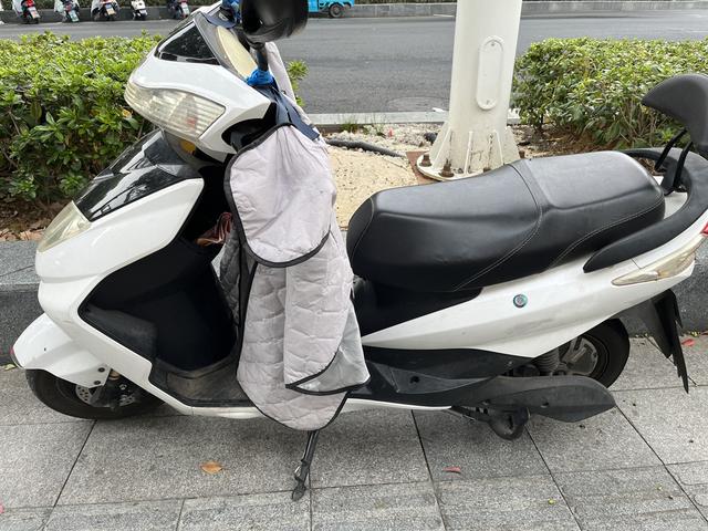 48V12Ah与60V20Ah电动车，续航相差多少？价格各是多少？