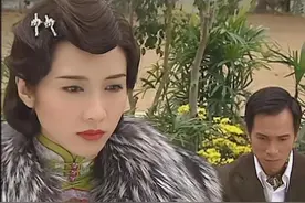 盘点港剧中的“美女撞衫”，谁穿的最有韵味？图片