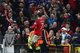 欧联杯-C罗首发破门 拉什福德替补建功 曼联3-0大胜谢里夫提前出线图片