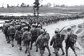 四野南下，战士抱怨：林总让我们去哪不行，非要来这地方！图片