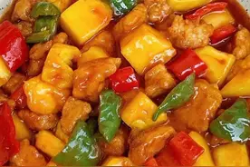 菠萝的季节，推荐六款好吃的做法，营养高味道香，全家人赞不绝口图片