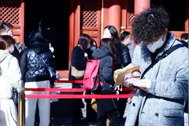 雍和宫手串，年轻人的焦虑生意图片