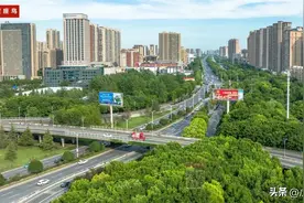 非凡十年丨荆州中心城区建成区达102.5平方公里图片