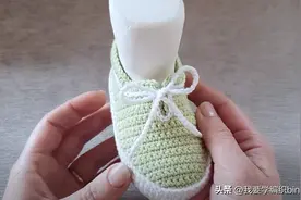 帮宝宝钩鞋是一种幸福，宝宝休闲低帮鞋教程，温暖牌鞋子准备起来图片