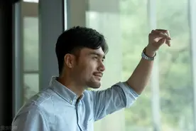 为什么说男人过了65岁是最难熬的日子？两位男士说出心里话图片