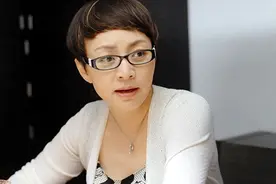 京圈5大富婆曝光，身价过百亿，坐拥北京一条街，娱乐圈只手遮天图片