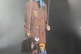 让人头皮发麻的时尚！巴黎时装秀现无头模特，“地府风”吓坏网友图片