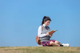 人教社中语室:统编初中语文春季教材的29个问题答疑图片
