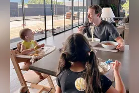 扎克伯格圣诞节带女儿们吃中餐，“遵循传统”，华裔丈母娘的手艺图片